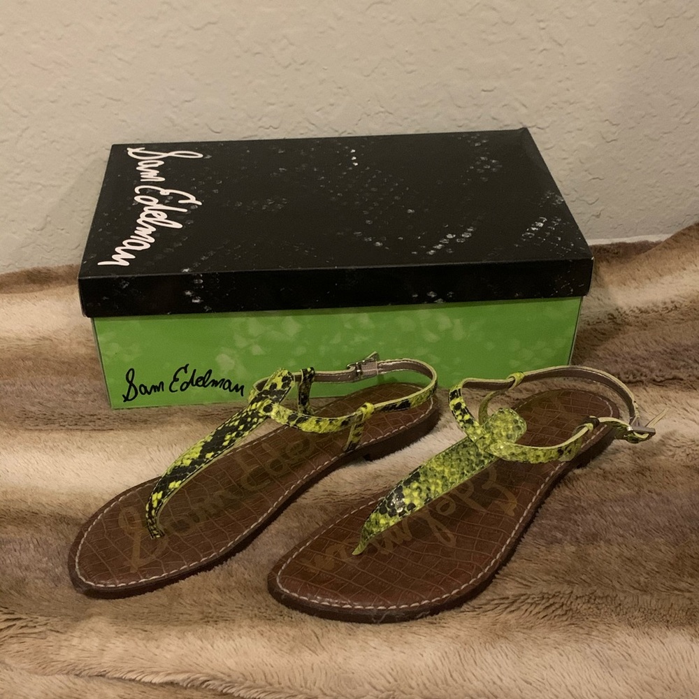 Sam Edelman Gigi T-Strap Sandals, size 9